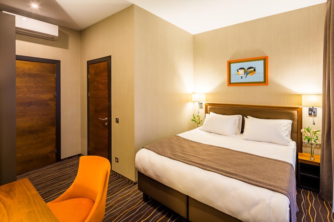 Taurus City Hotel Lviv Exterior photo